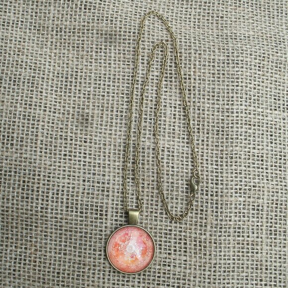 Celtic 4 Directions Knotwork Glass Cabochon Pendant Necklace - Picture 5 of 14